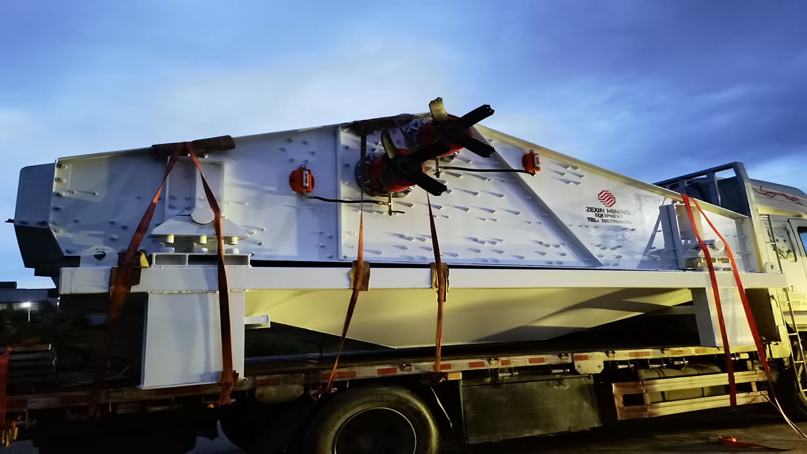 Zexin Mining's TS2460 Large Dewatering Screen Successfully Delivered
